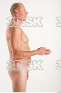 Arm moving pose of nude Ed 0013